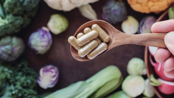5 Suplemen Vitamin Terbaik untuk Vegetarian dan Vegan